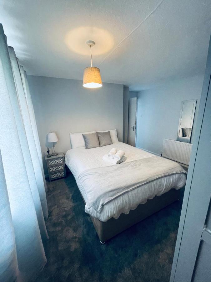 II Comfortable Room, Shared House Almondsbury Esterno foto