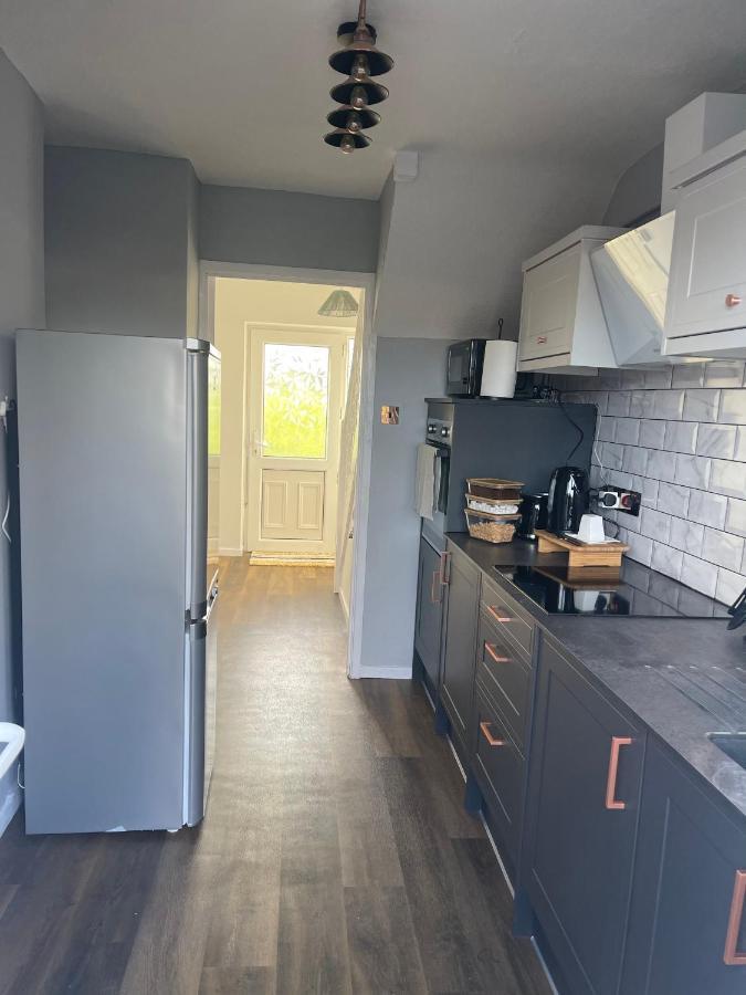 II Comfortable Room, Shared House Almondsbury Esterno foto